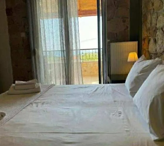 Villa Paliouri Villa *